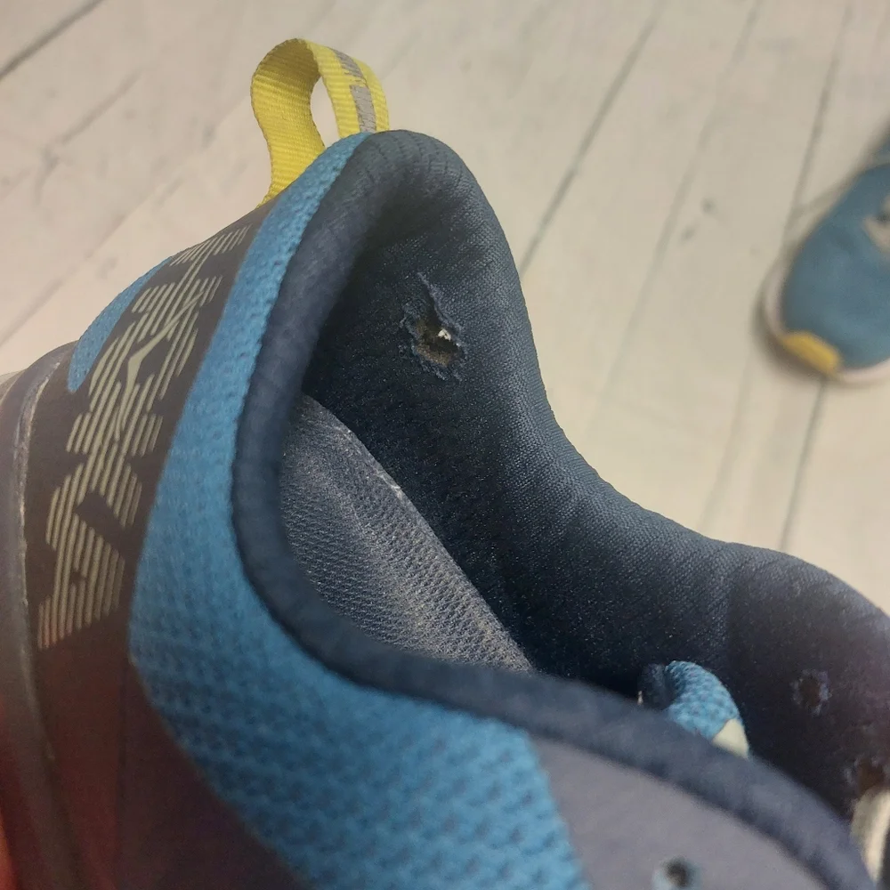 Hoka one one ARAHI 3 - Picture 3 of 9